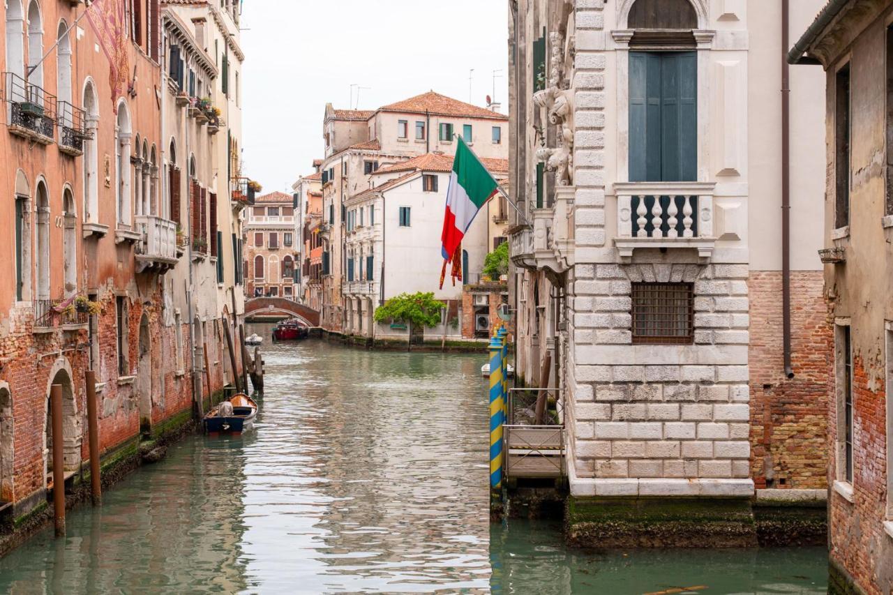 Casa Manina Sul Ponte - Your Private Canal View * Venecia