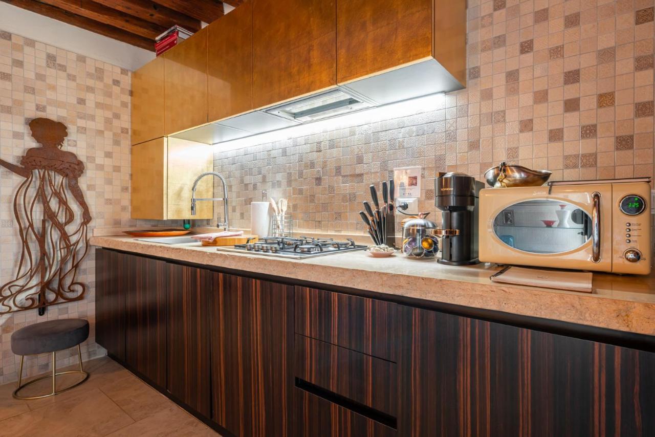 Apartamento Casa Manina Sul Ponte - Your Private Canal View Venecia