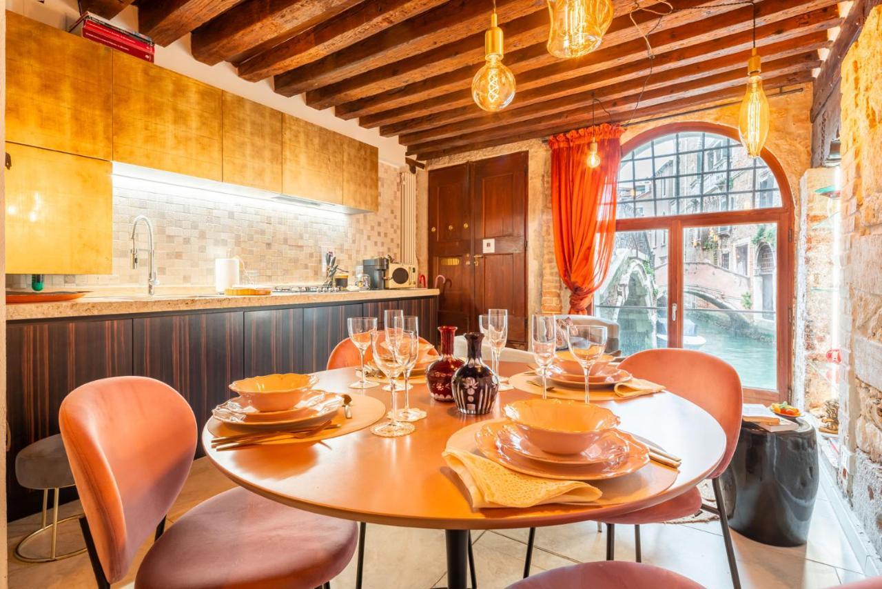 Apartamento Casa Manina Sul Ponte - Your Private Canal View Venecia